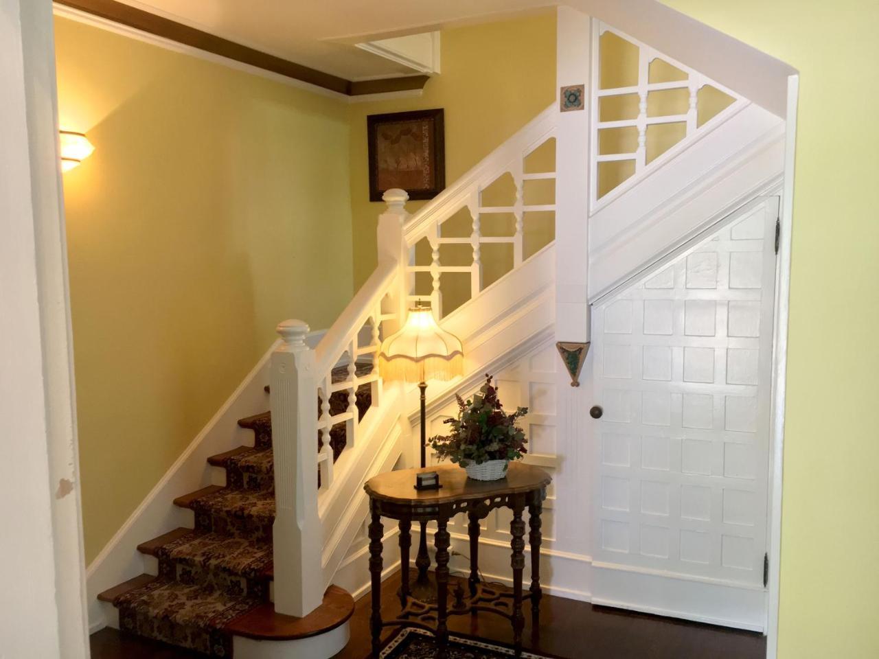 The Parsonage Bed and breakfast 2*